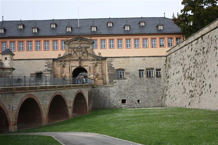Petersberg Aufgang Citadelle